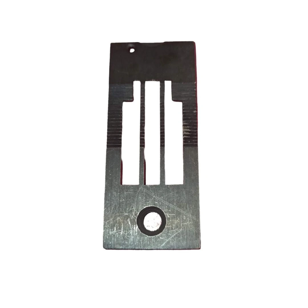 PLACA AGUJAS TRIPLE ARRASTRE DOS AGUJAS 1/2' (12,7MM) CONSEW, SEIKO, BROTHER   NEEDLE PLATE