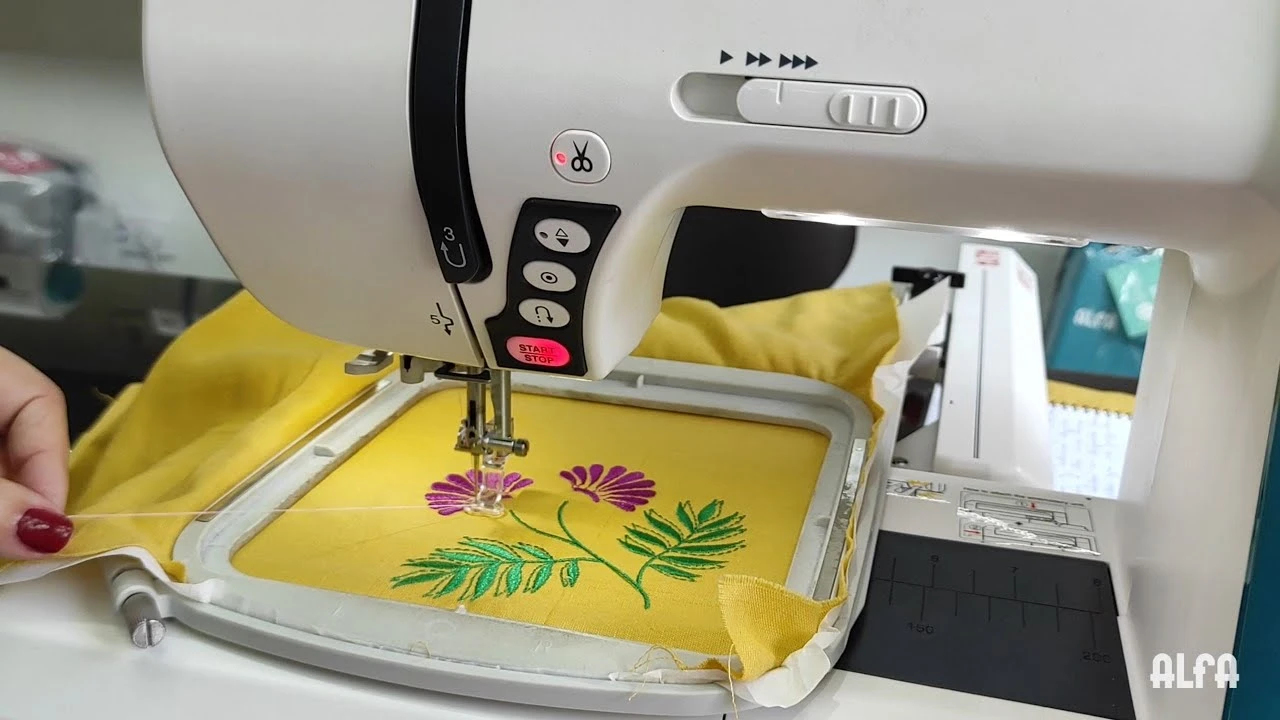 MÁQUINA DE COSER Y BORDAR ALFA 9900