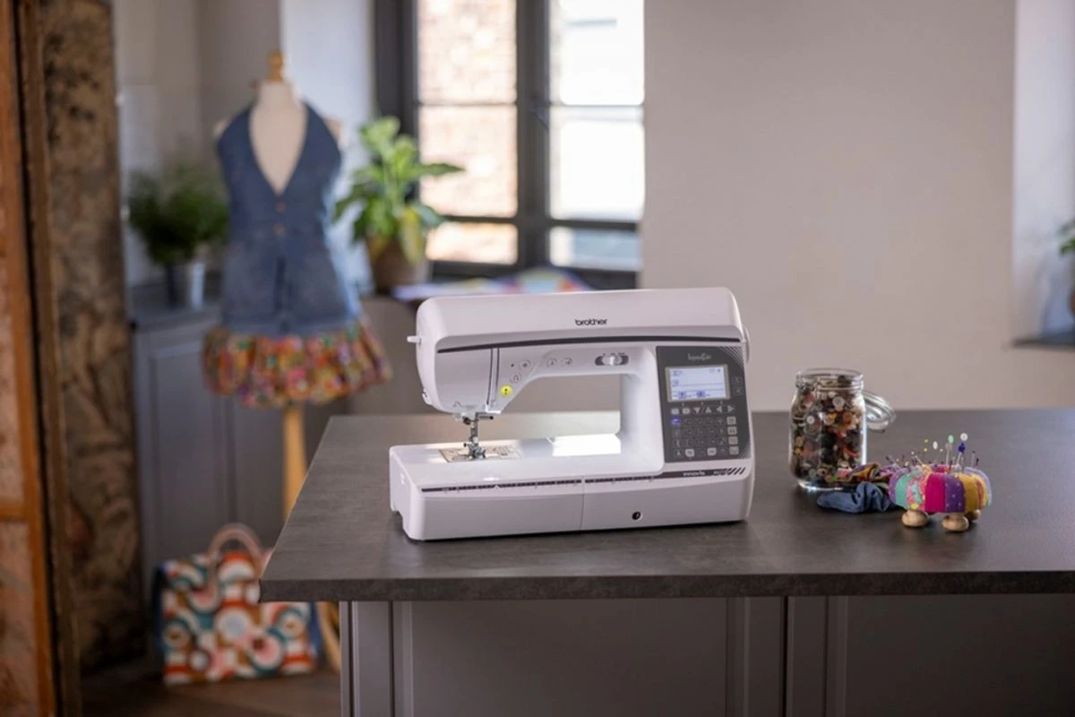MÁQUINA DE COSER BROTHER INVENTIO NV1150